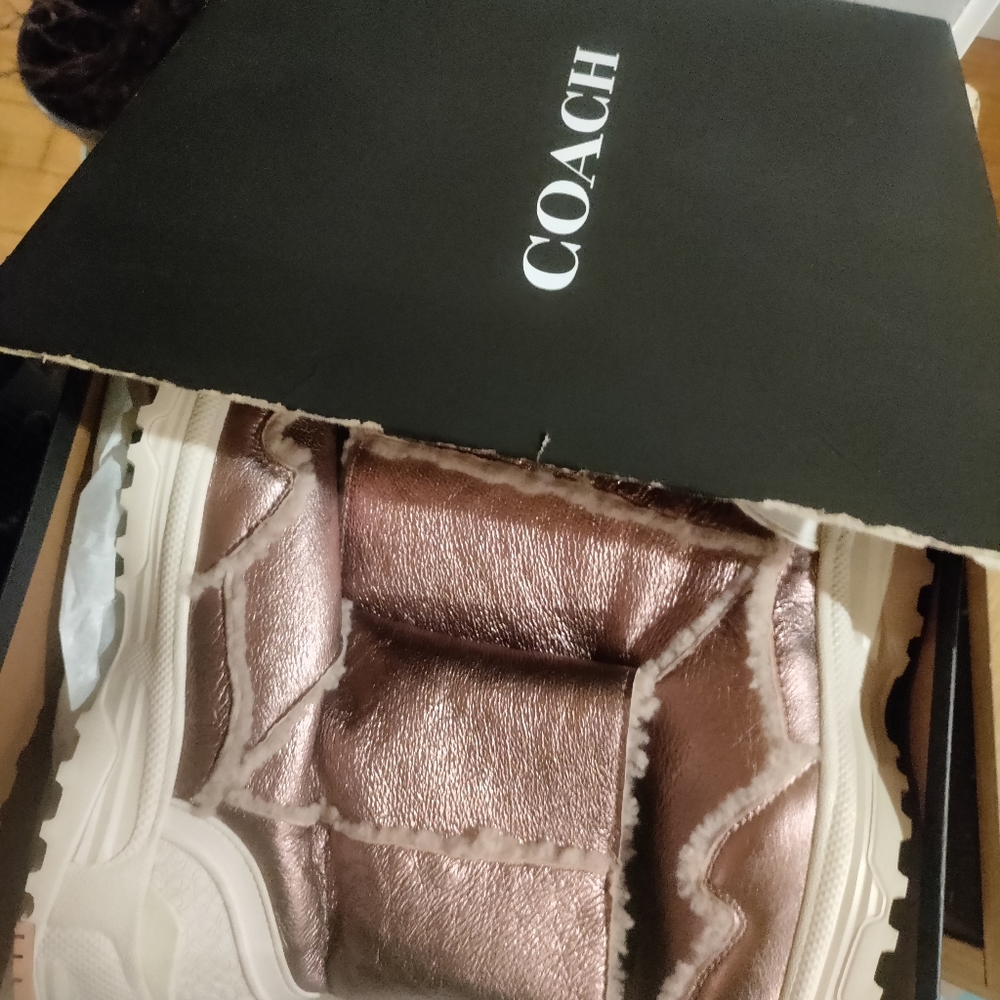 NWB Coach Portia Pink Metallic Shearling-Lined Boots. Retail:$225 - Picture 12 of 16